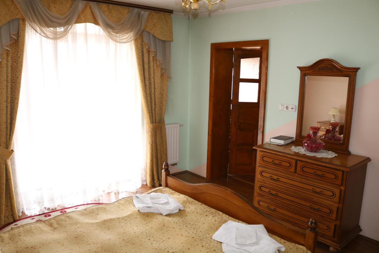 Готель ***Феєрія Tyachiv Exterior photo